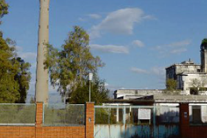 Ex MiraLanza, «bomba chimica nel cuore della città»