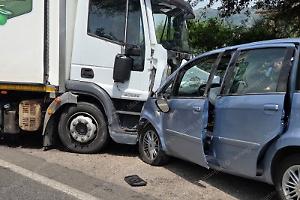 Frontale sull'Appia, la vittima è Federica Testa di 36 anni