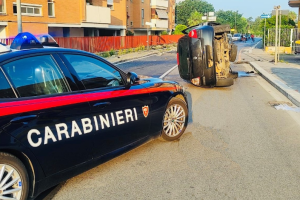 Terracina, si schianta in auto e rifiuta i test: denunciato un 28enne