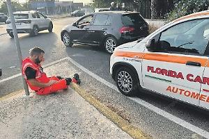 Ostacola l'ambulanza e picchia il medico del 118, foglio di via e divieto di ritorno a Terracina