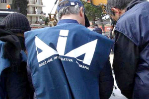 Fiumi di droga da Reggio Calabria a Roma, nuova stangata alla banda di Elvis Demce