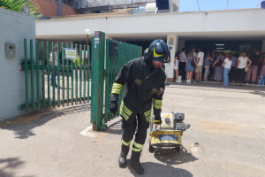 Paura all'esame di maturità, principio di incendio al Liceo Grassi
