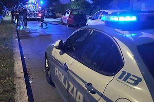 A fuoco l'auto di una donna, indaga la Polizia