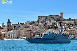 Isola di Ponza, controlli nel weekend: multe e sanzioni