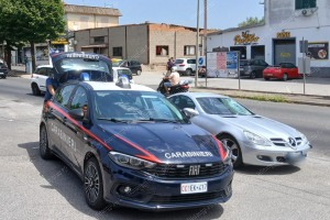 Travolto mentre attraversa la Nettunense, un 72enne di Aprilia muore al Noc