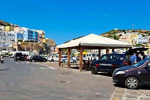 Controlli straordinari a Ponza: verifiche tra movida, mare e turismo