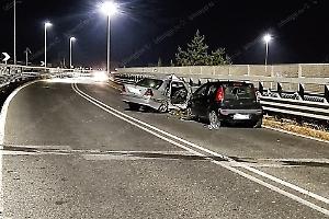 Schianto fatale nella notte: la vittima è la 19enne Olsi Pezi