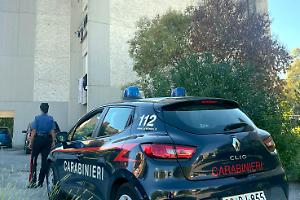 Rapinava le anziane, arrestata