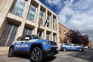 Abusi su minore e materiale pedopornografico: tre arresti tra Latina e Velletri