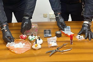 Cocaina nascosta nel divano: arrestato 54enne a Latina