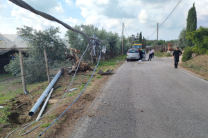 Violento schianto su via Apriliana: grave un ferito