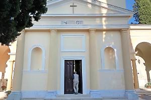 La chiesa del cimitero rinasce dopo il restauro