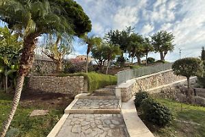 Aprono i giardini pensili di via Serapide, un nuovo spazio verde nel cuore di Gaeta