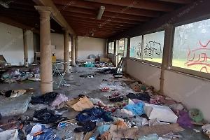 Europa Verde: svastiche e degrado nel parco Falcone-Borsellino, la legalità è solo nella toponomastica