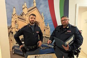 Truffa del finto nipote: gioielli spariti e fuga sull’auto sospetta. Arrestata una coppia  di truffatori