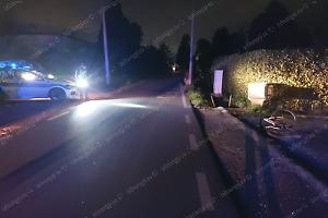 Ciclista investito da un'auto in fuga: rintracciato e denunciato dalla Polizia Locale il conducente