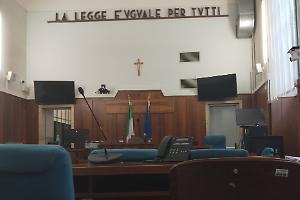 Violenza sessuale, chiesti 16 anni per la caposala del Goretti e l'altro imputato