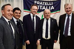 Una sala stracolma per il sì al referendum