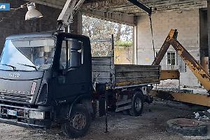 Latina, furto di materiale ferroso con autocarro rubato: due denunciati