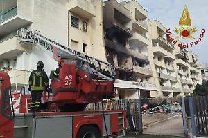 Esplosione in palazzina ad Anzio: tre feriti e 32 persone sfollate