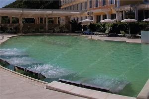 Bambino morto in piscina a Suio, sequestrata l'area