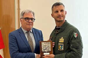 Latina, il sindaco di Cisterna Mantini al 70° Stormo: “Qui il volo diventa servizio”