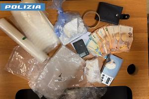 Pontinia, coppia arrestata per spaccio: sequestrati oltre 660 grammi di cocaina e materiale per confezionamento