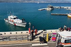 Soccorso alla Montagna Spaccata, due rocciatori salvati dalla Guardia Costiera