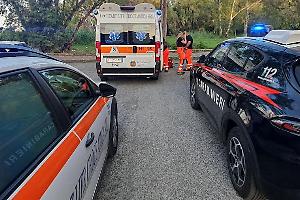 Semina il panico in strada, bloccato dai carabinieri con lo spray urticante