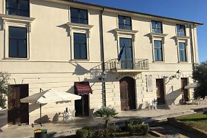 Minturno, il parcheggio urbano contestato