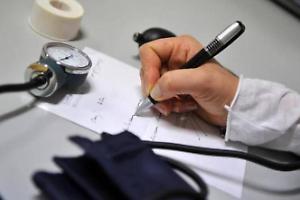 Certificati facili, in 64 rinviati a giudizio per corruzione e frode