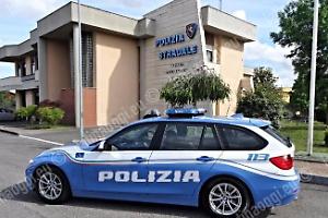 Il pullman ha le gomme lisce, la gita scolastica parte con tre ore di ritardo