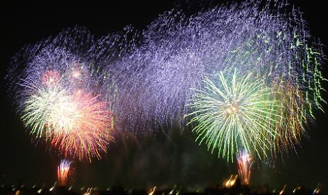 Fuochi e botti vietati a capodanno: scatta l'ordinanza del sindaco