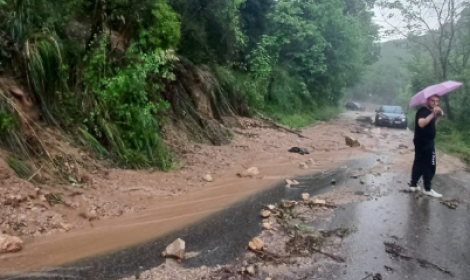 Frana sui Lepini, danni e disagi: chiusa via Ninfina