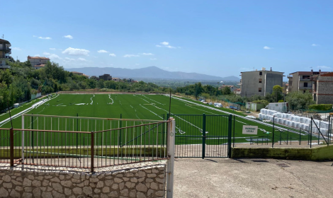 Dopo la proposta di intitolazione a Bruno Pizzul, il sindaco Pompeo: "Il campo si chiama comunale"