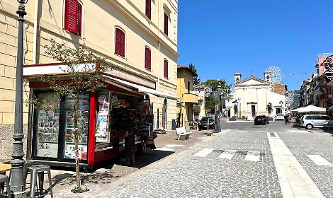 Norma dice addio all'edicola lungo il Corso