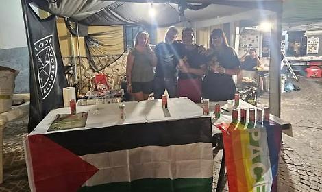 Norma sceglie di vendere la Gaza Cola per sostenere il popolo minacciato