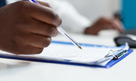 Bimbo morto in piscina, depositata la perizia