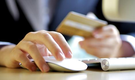 Estorsione inventata, i soldi erano per l'amante