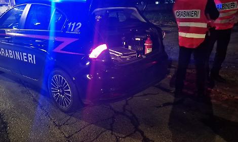 Ubriaco al volante provoca incidente, denunciato un 34enne senza patente n&eacute; assicurazione