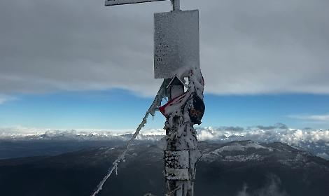 Prima neve sui Monti Lepini: la vetta del Semprevisa imbiancata, gli scatti di Daniele
