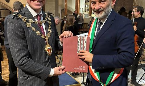 Cori e Londra unite nel segno della musica