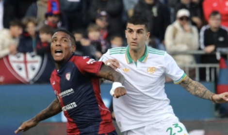 La Roma, in dieci, perde di misura a Cagliari