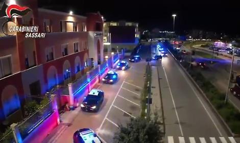 Droga, operazione Polo Ovest: sgominata la maxi rete della produzione e del traffico