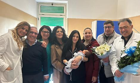 Il Sindaco di Formia, Taddeo, visita il reparto di Ostetricia e Ginecologia del Dono Svizzero