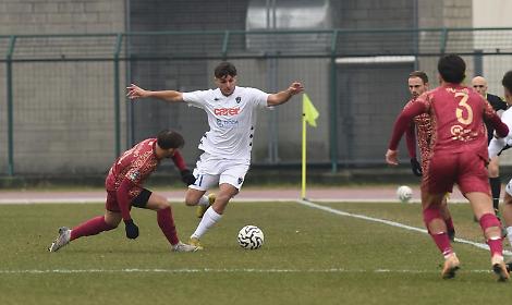 Il Latina pareggia 1-1 sul campo del Renate: tutto rinviato al match di ritorno