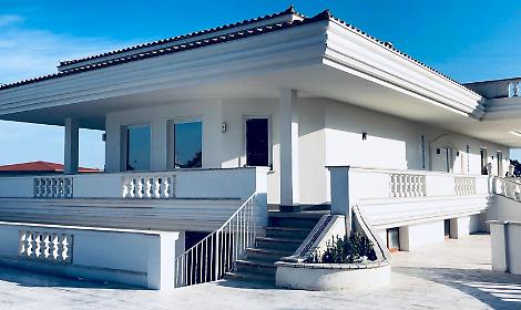 Nell'impero economico di Agresti l'anomalia della villa pagata solo 110.000 euro