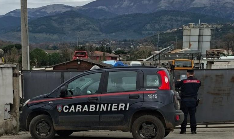 Sezze, sequestrato centro demolizioni auto per gestione illecita di rifiuti