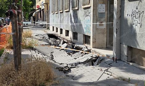 Via Fabio Filzi, via libera al ripristino del marciapiede