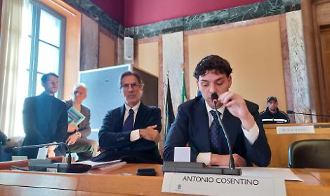 Piano carburanti e nuovo regolamento, approvazione unanime del Consiglio comunale